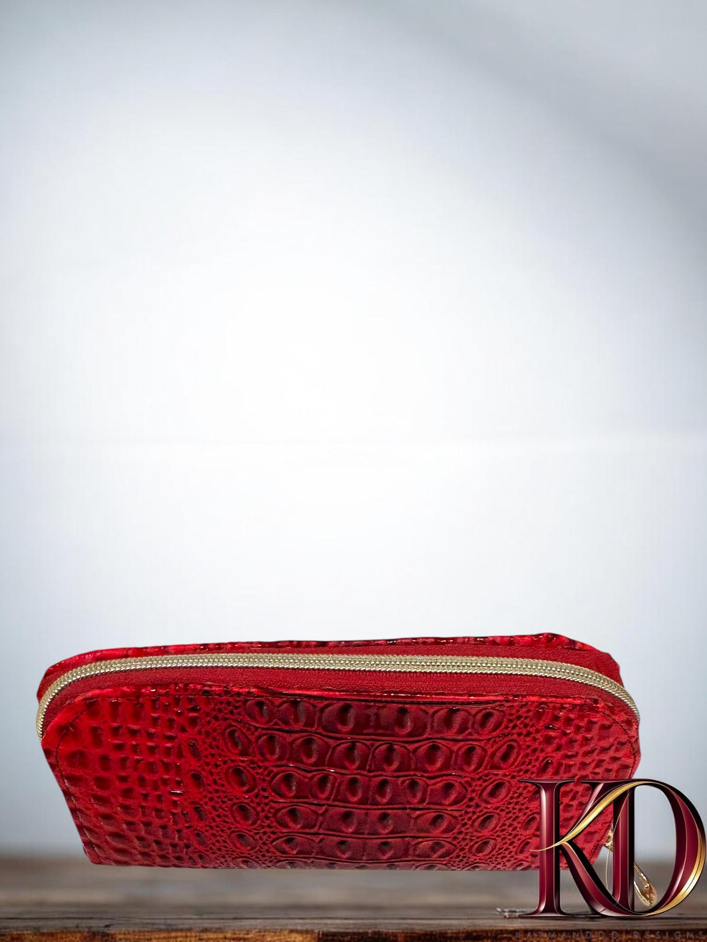 CZAW – Classic Zip Around Wallet