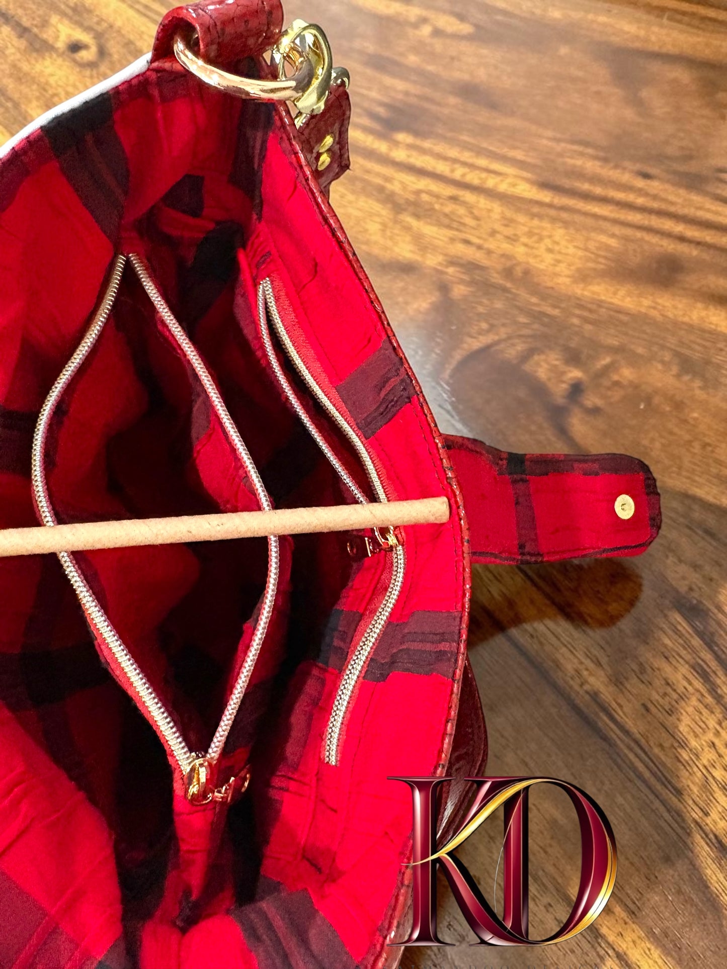 Poppy Rouge Bucket Bag – Artisan Luxury Collection