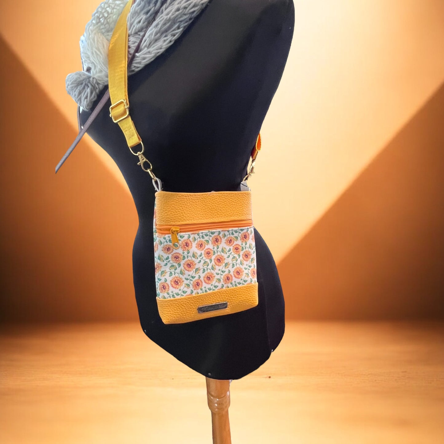 Wanderlust Cellphone bag Sunflower