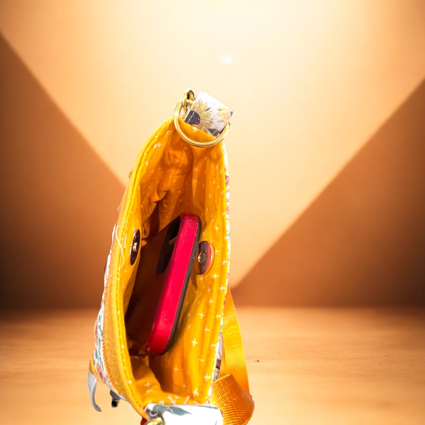 Wanderlust Cellphone bag Sunflower