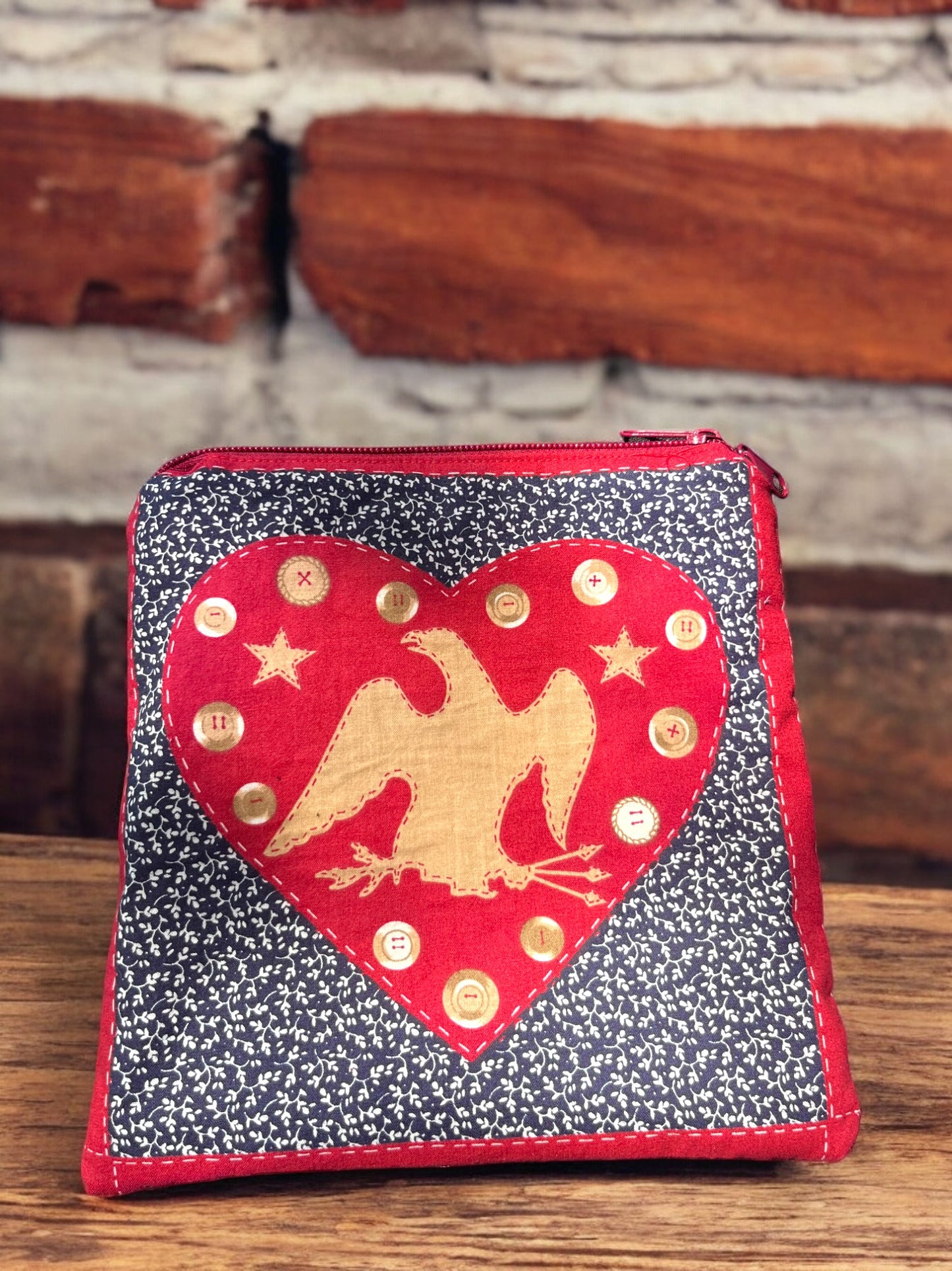 Americana pouch