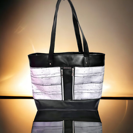 Minerva Tote bag