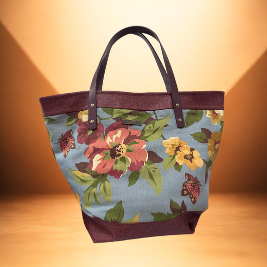 Flower shoulder bag
